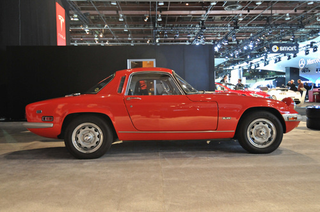 Illustration for article titled If You Can't Guess This Car, You're Lamer Than You Think